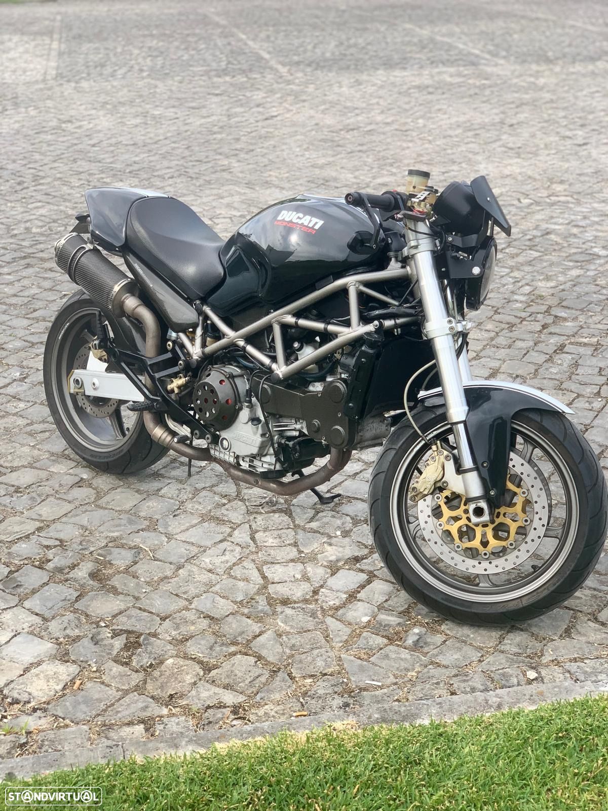 Ducati Monster S4 - 1