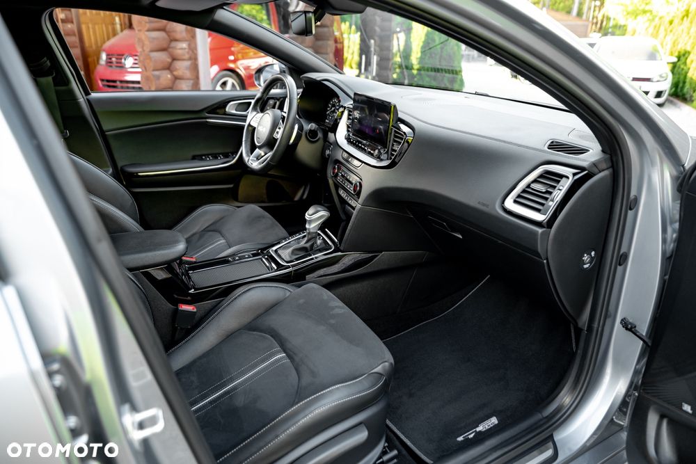Kia ProCeed 1.5 T-GDI DCT7 OPF GT LINE - 23