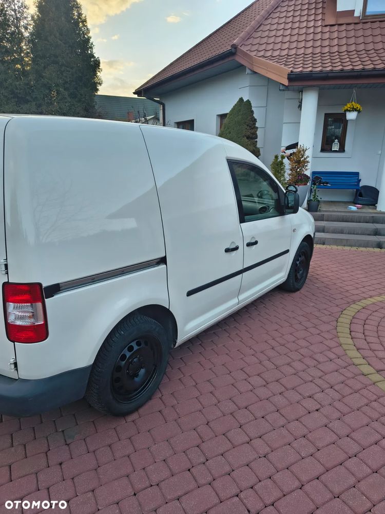 Volkswagen Caddy - 2