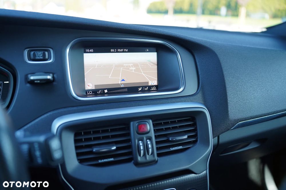 Volvo V40 T4 Geartronic RDesign - 31