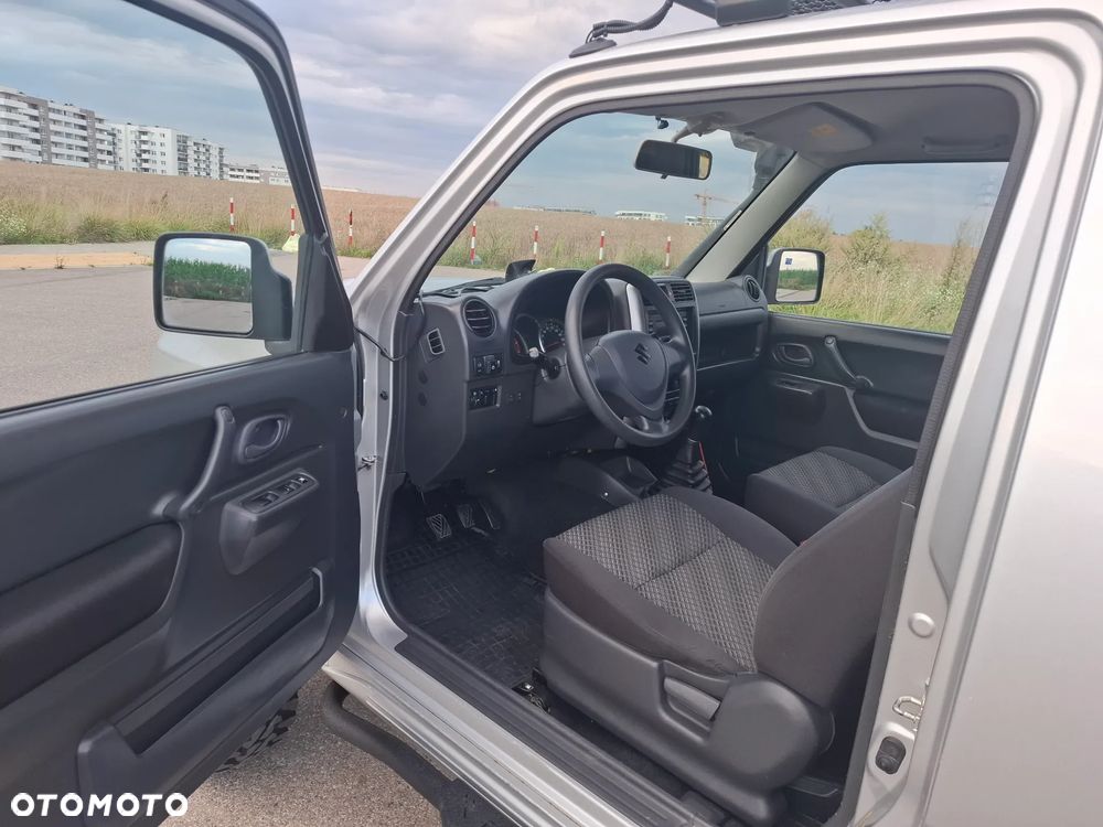 Suzuki Jimny 1.3 Elegance - 14