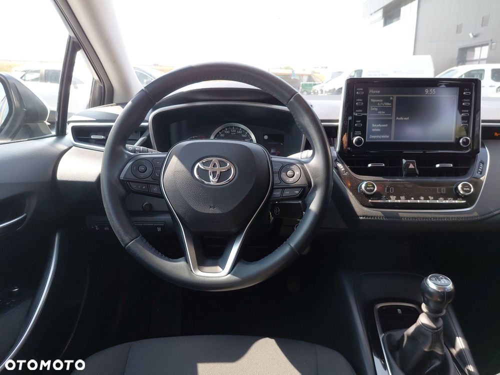 Toyota Corolla - 12