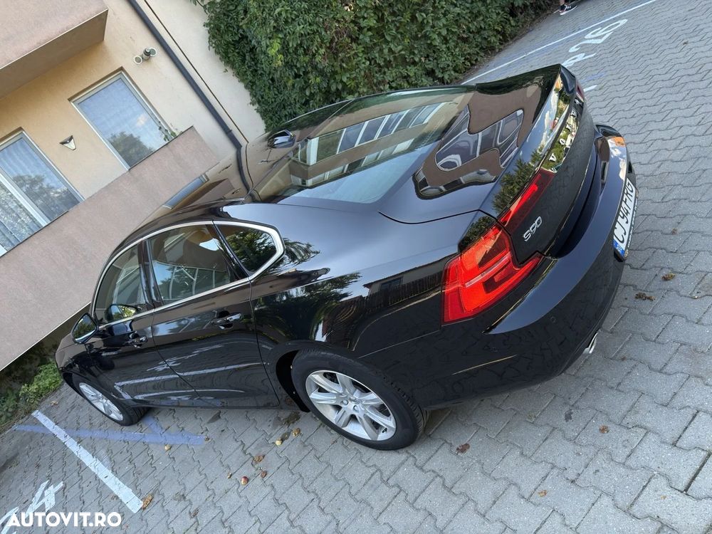 Volvo S90 D4 AWD Geartronic Momentum - 3