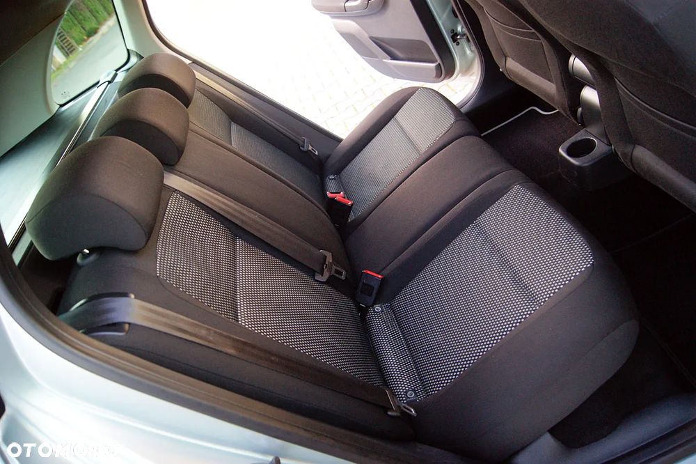 Skoda Fabia 1.2 TSI Scout - 35