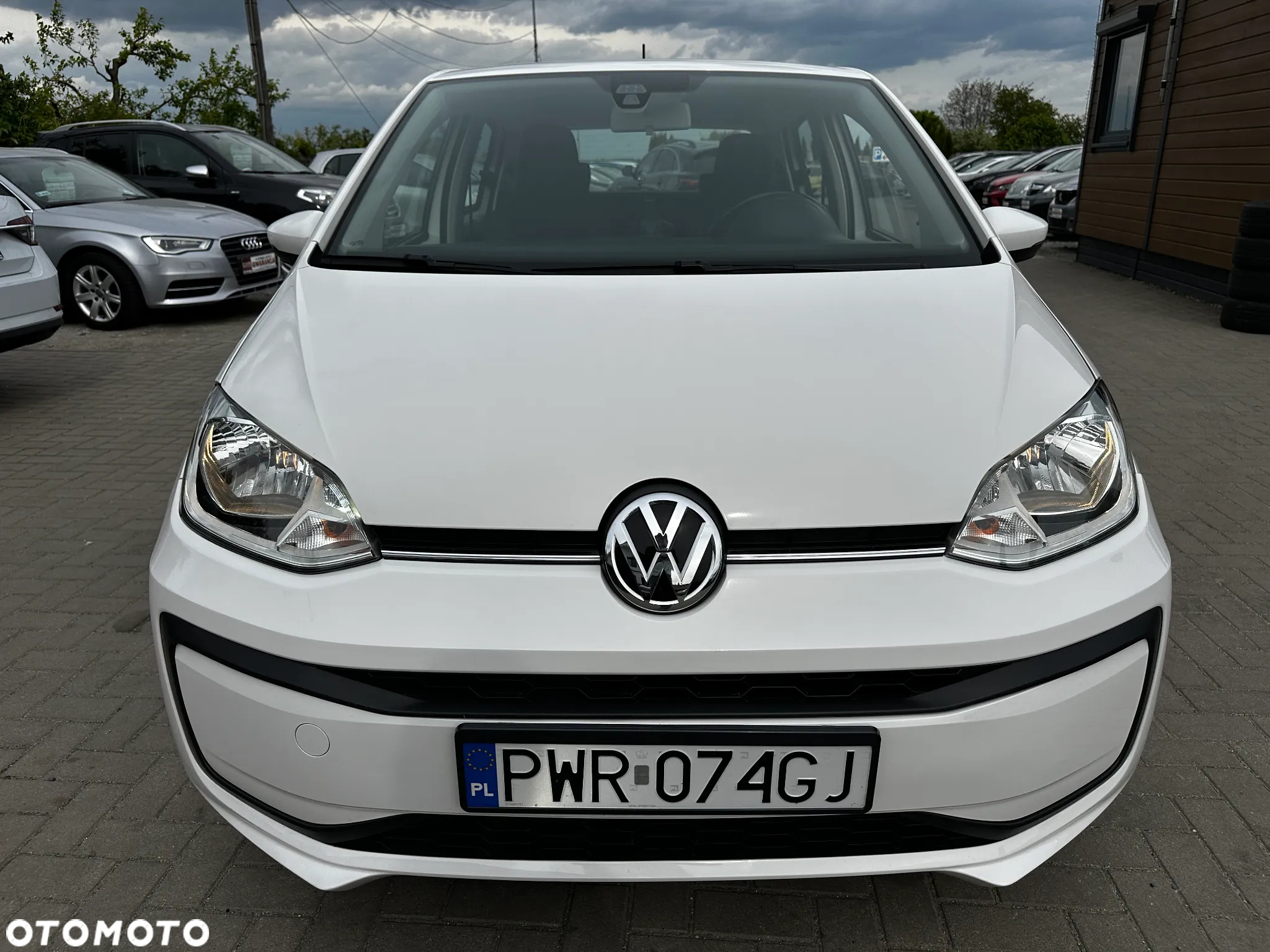 Volkswagen up! - 35