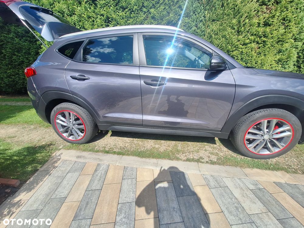 Hyundai Tucson - 2