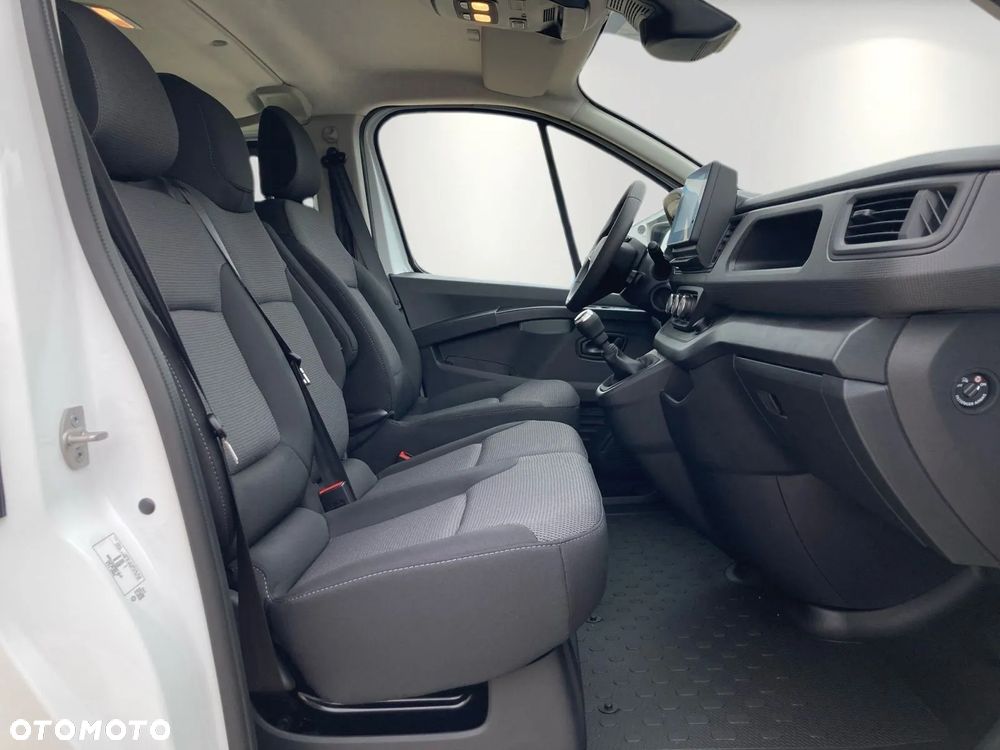 Renault Trafic Brygadowy L2H1 130KM - 12