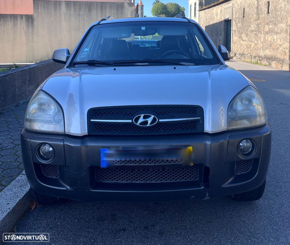 Hyundai Tucson 2.0 CRDi Confort 2WD - 2