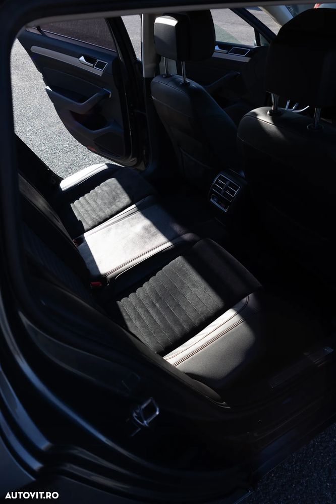 Volkswagen Passat Variant 2.0 TDI Comfortline - 16