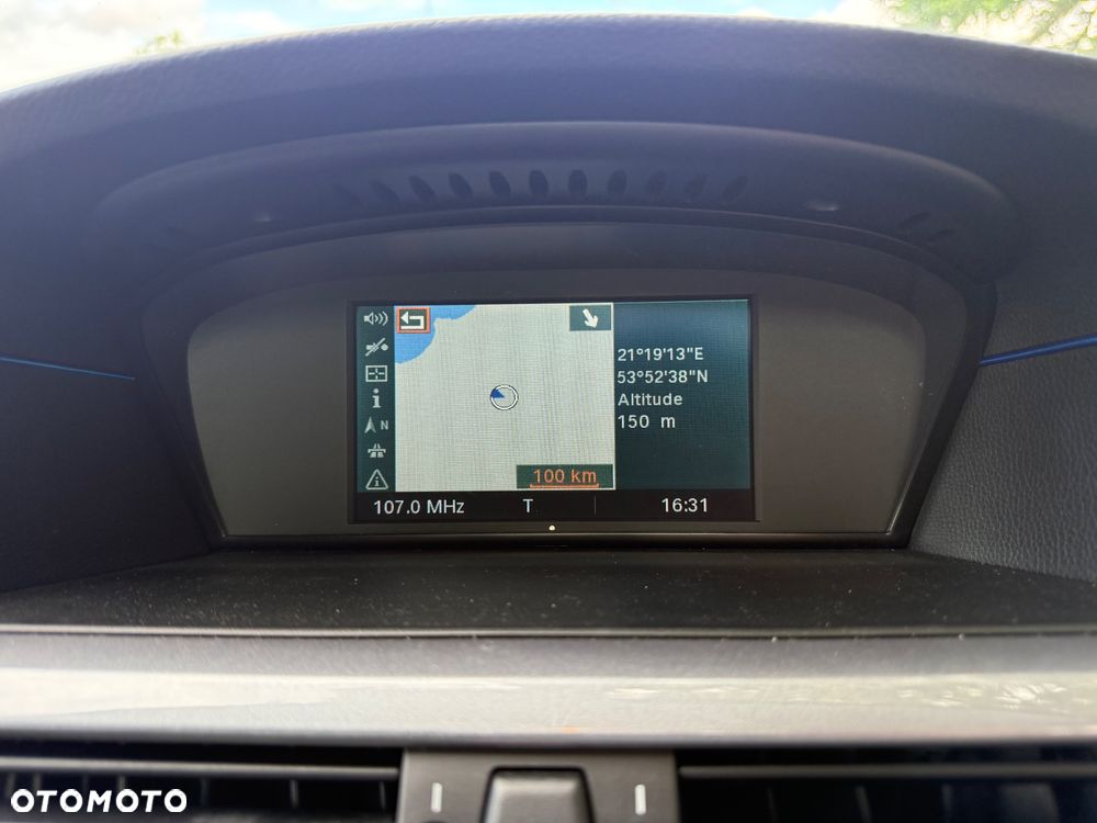BMW Seria 5 520d Edition Exclusive - 28