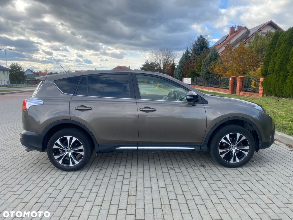 Toyota RAV4 2.0 Premium MS - 9