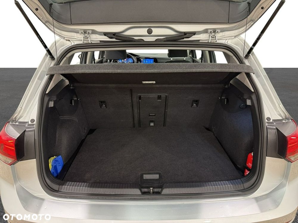 Volkswagen Golf 2.0 TDI SCR Life - 11