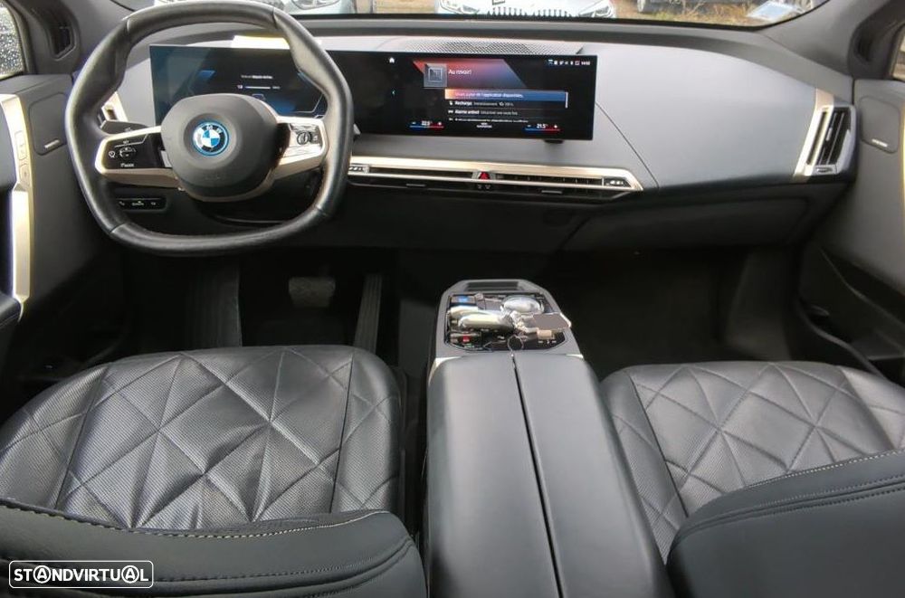 BMW iX xDrive 40 Pack Desportivo - 4