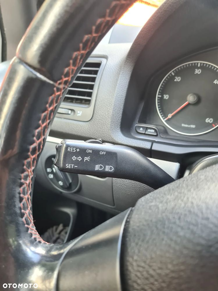 Volkswagen Golf 1.9 TDI Comfortline - 9