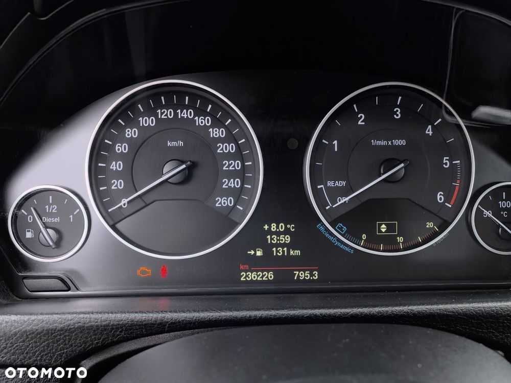 BMW Seria 3 318d DPF - 15