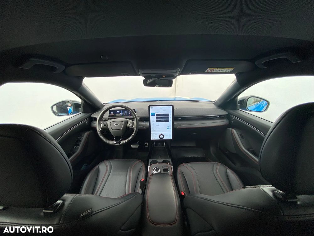 Ford Mustang Mach-E AWD 276 kW Premium - 9