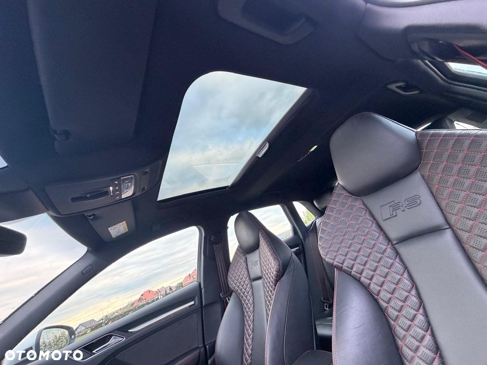 Audi RS Q3 Sportback - 15