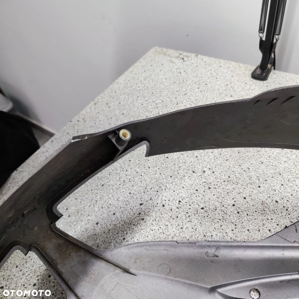 Czacha, czasza, owiewka przód, osłona lampy Triumph Tiger 1050 - 20