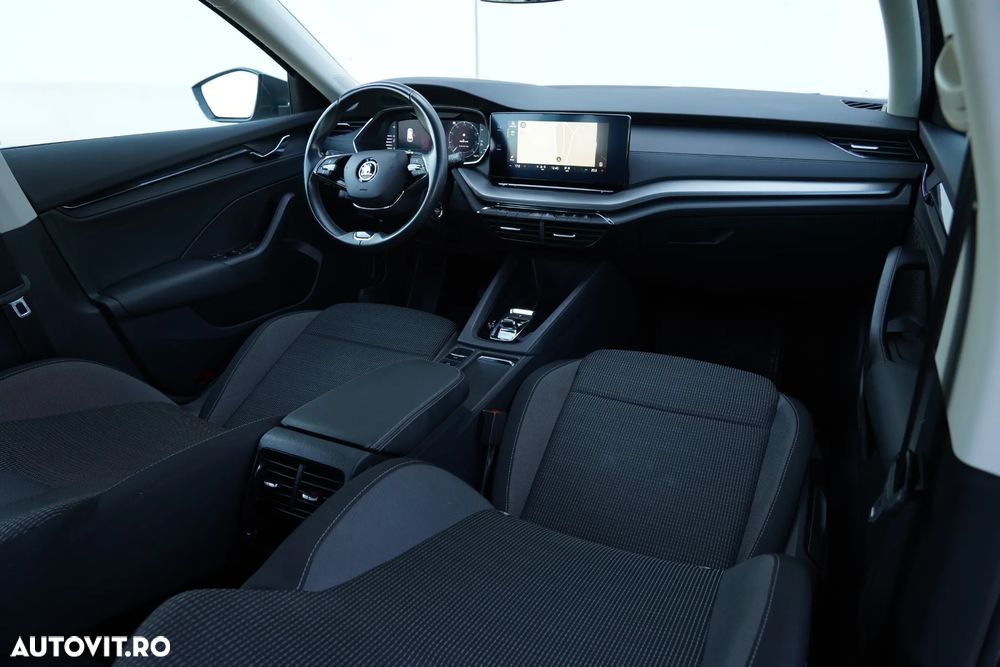 Skoda Octavia 2.0 TDI DSG Ambition - 10