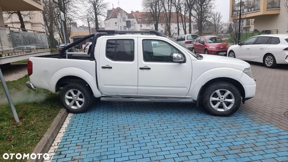 Nissan Navara 2.5 D LE - 6