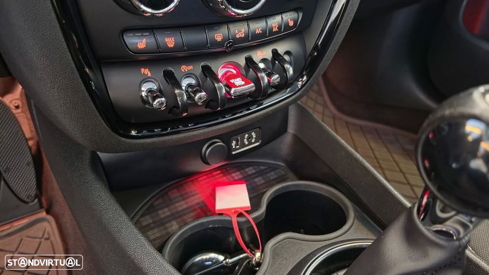 MINI Clubman One D - 44
