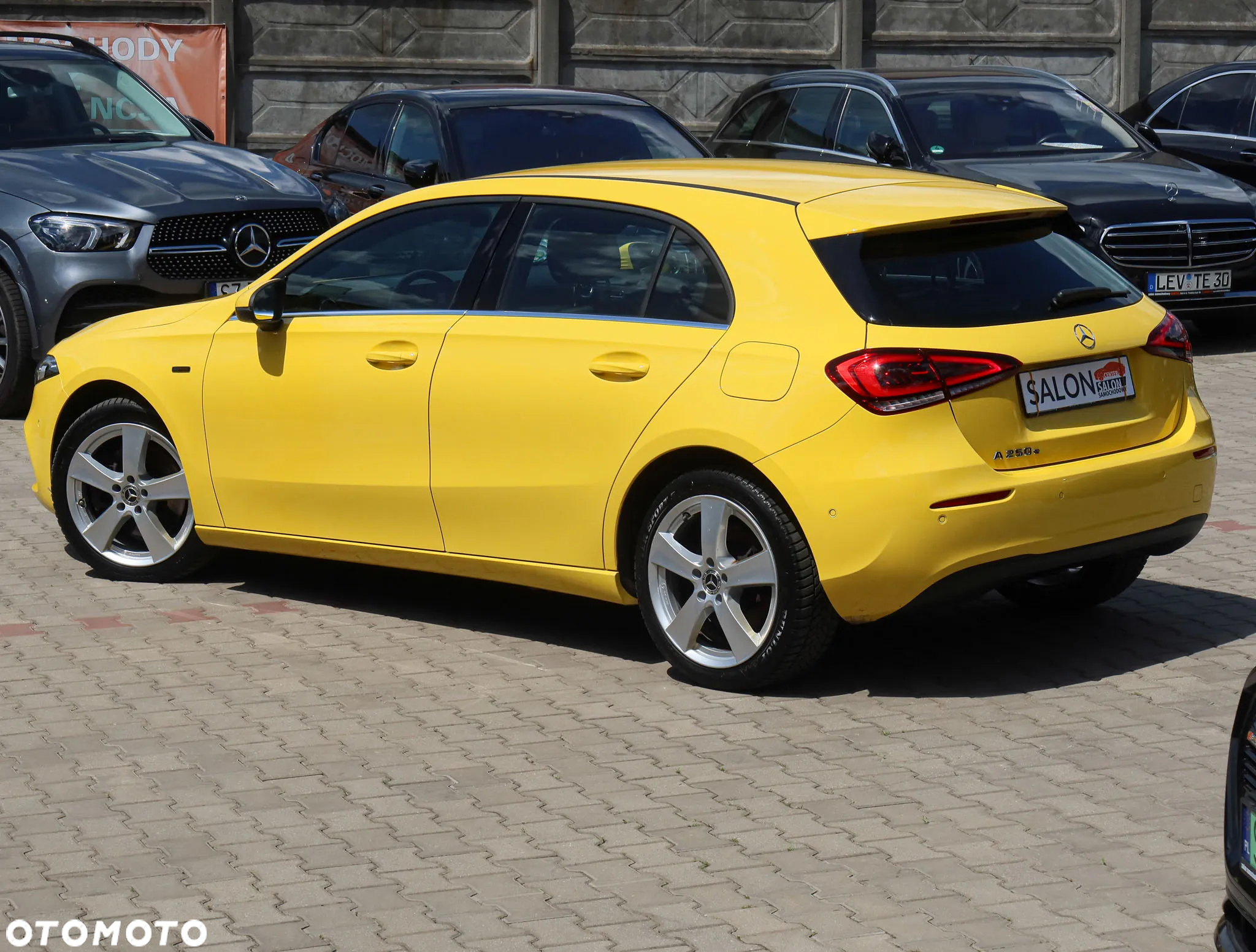 Mercedes-Benz Klasa A 250 e 8G-DCT Progressive Advanced - 32