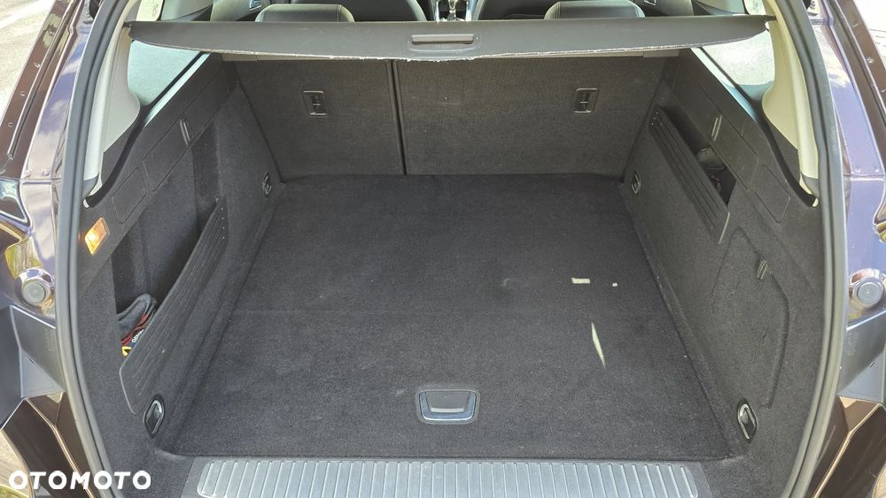 Opel Astra 2.0 CDTI Cosmo - 37