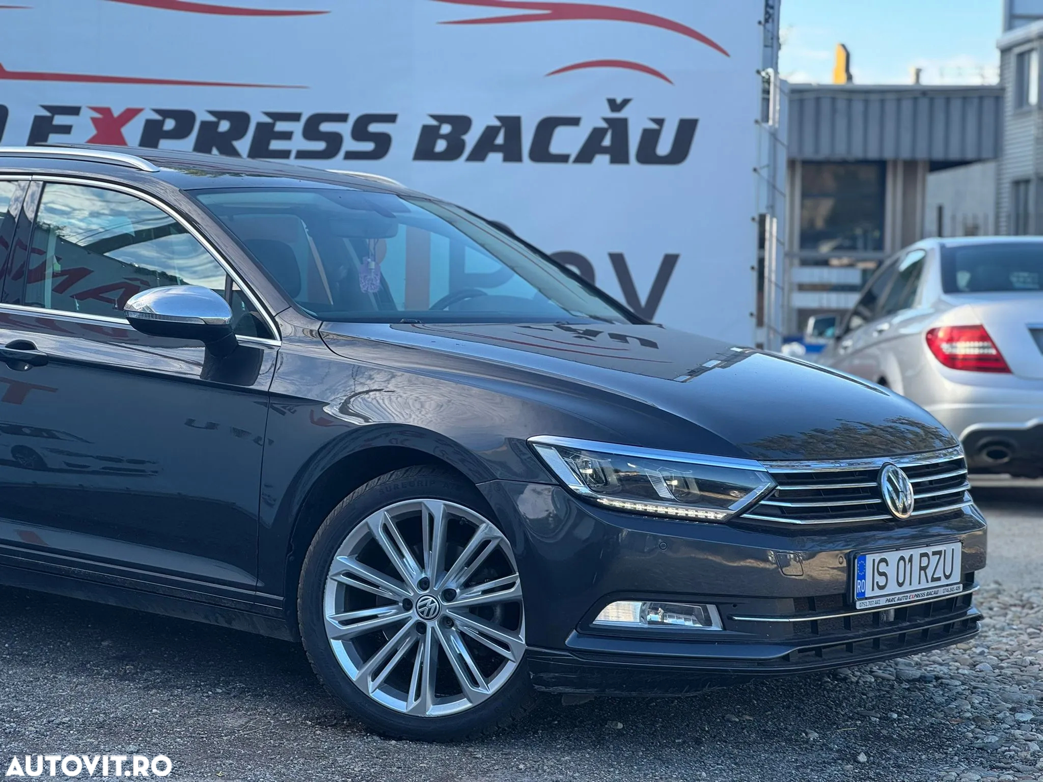 Volkswagen Passat Variant 2.0 TDI DSG (BlueMotion Technology) Comfortline - 15