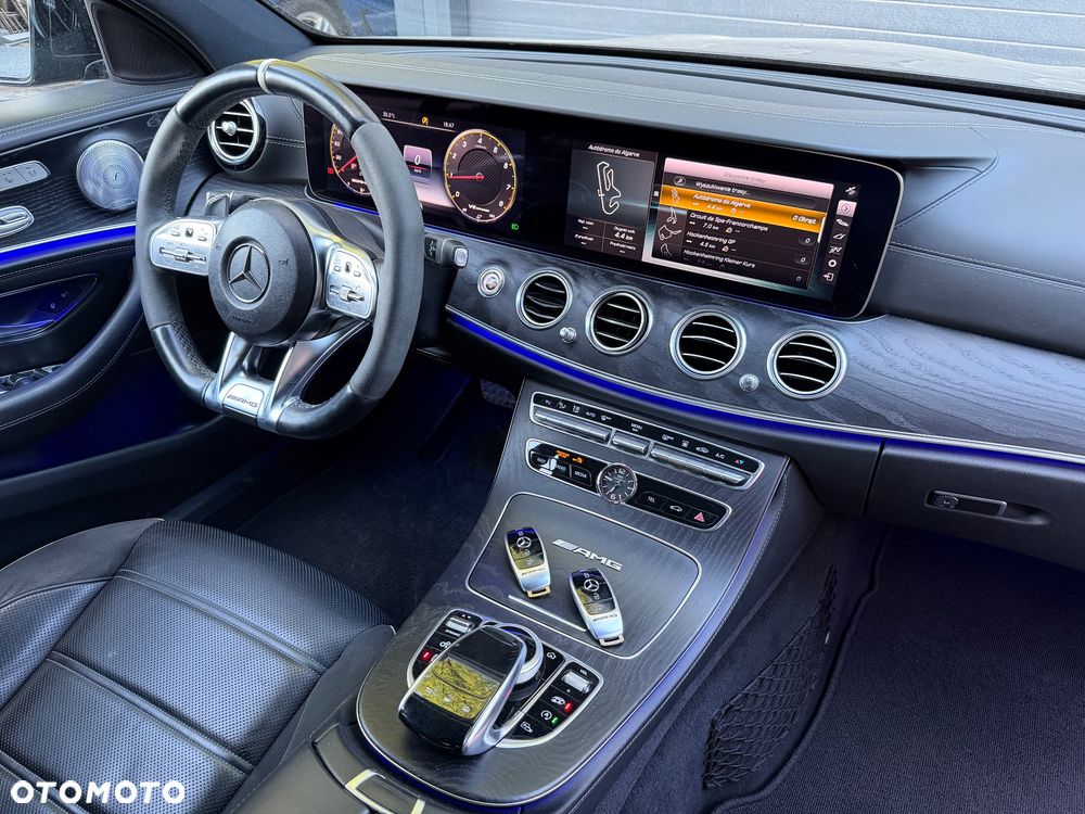 Mercedes-Benz Klasa E AMG 63 S 4Matic+ AMG Speedshift MCT-9G - 7