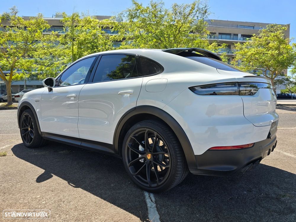 Porsche Cayenne Coupé E-Hybrid - 5