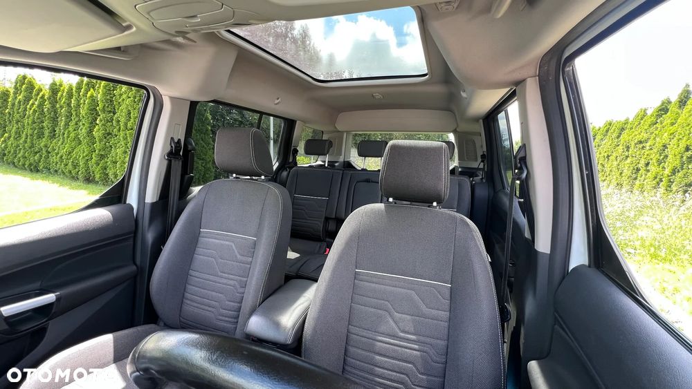 Ford Tourneo Connect Grand - 20