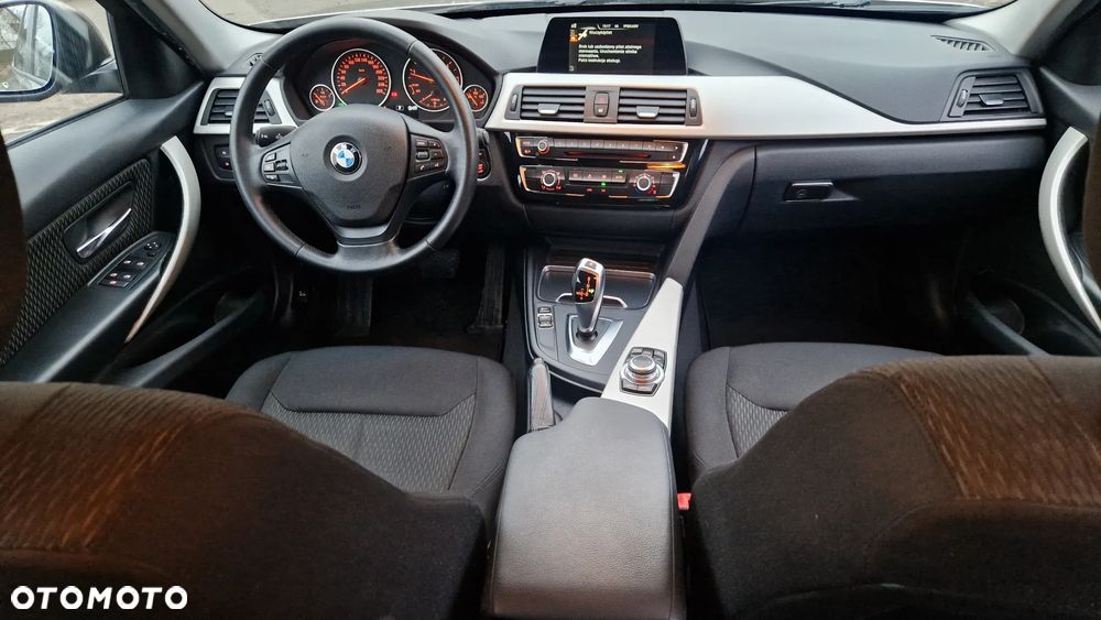 BMW Seria 3 316d Modern Line - 9