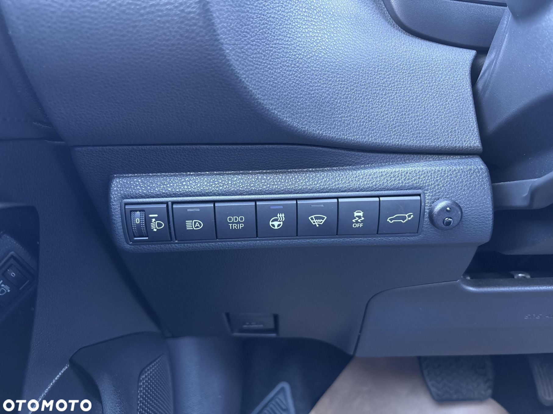 Toyota Corolla - 16