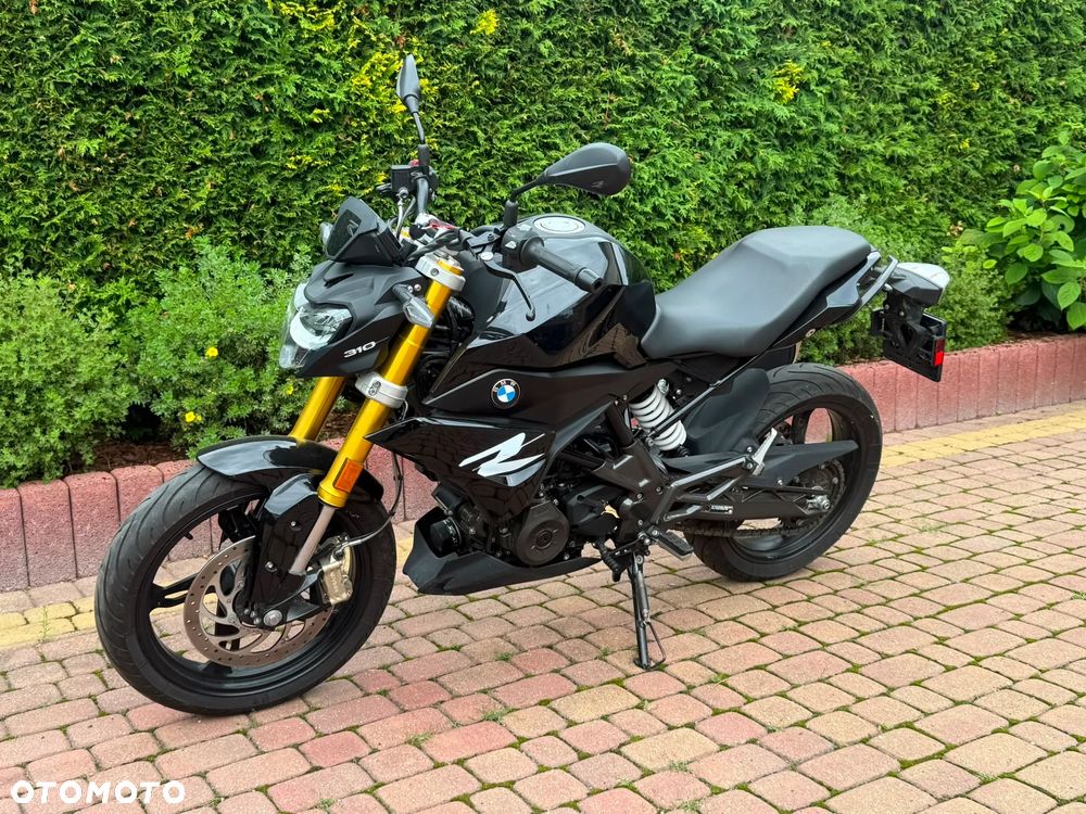 BMW G - 2