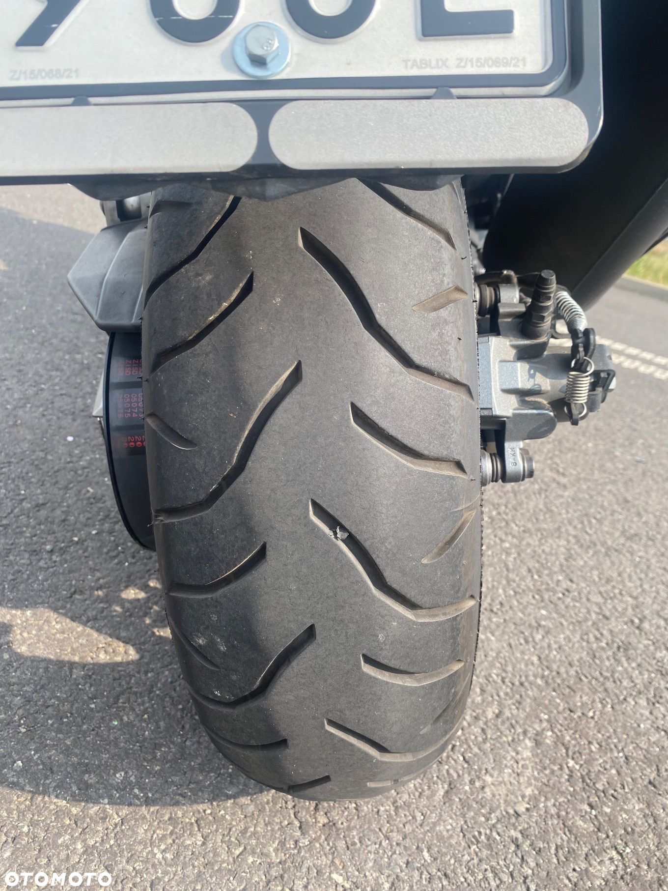 Kymco AK 550 - 9