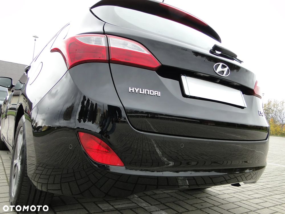 Hyundai i30 Kombi 1.6 CRDI Premium - 31