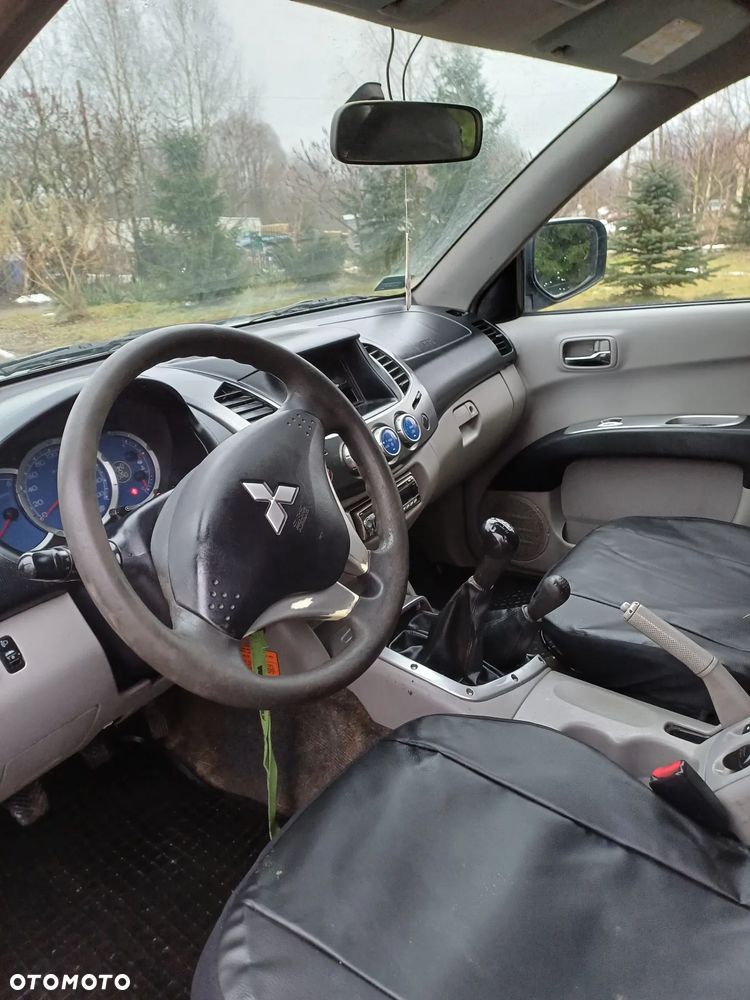 Mitsubishi L200 2.5 DID Instyle - 7
