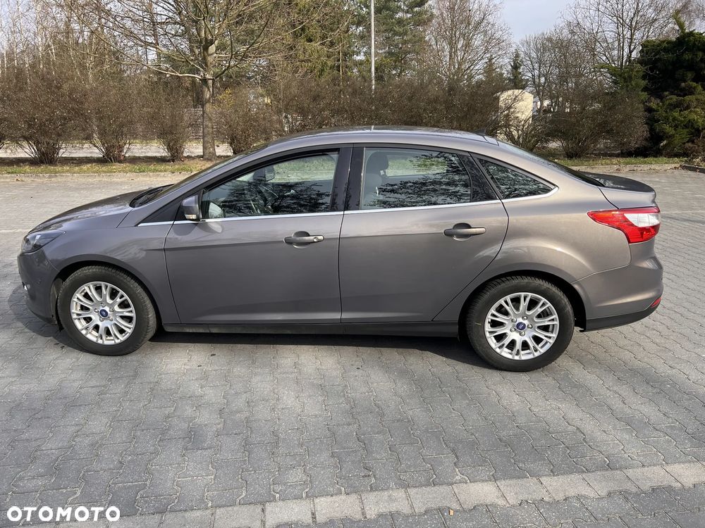 Ford Focus 1.6 EcoBoost Titanium - 4