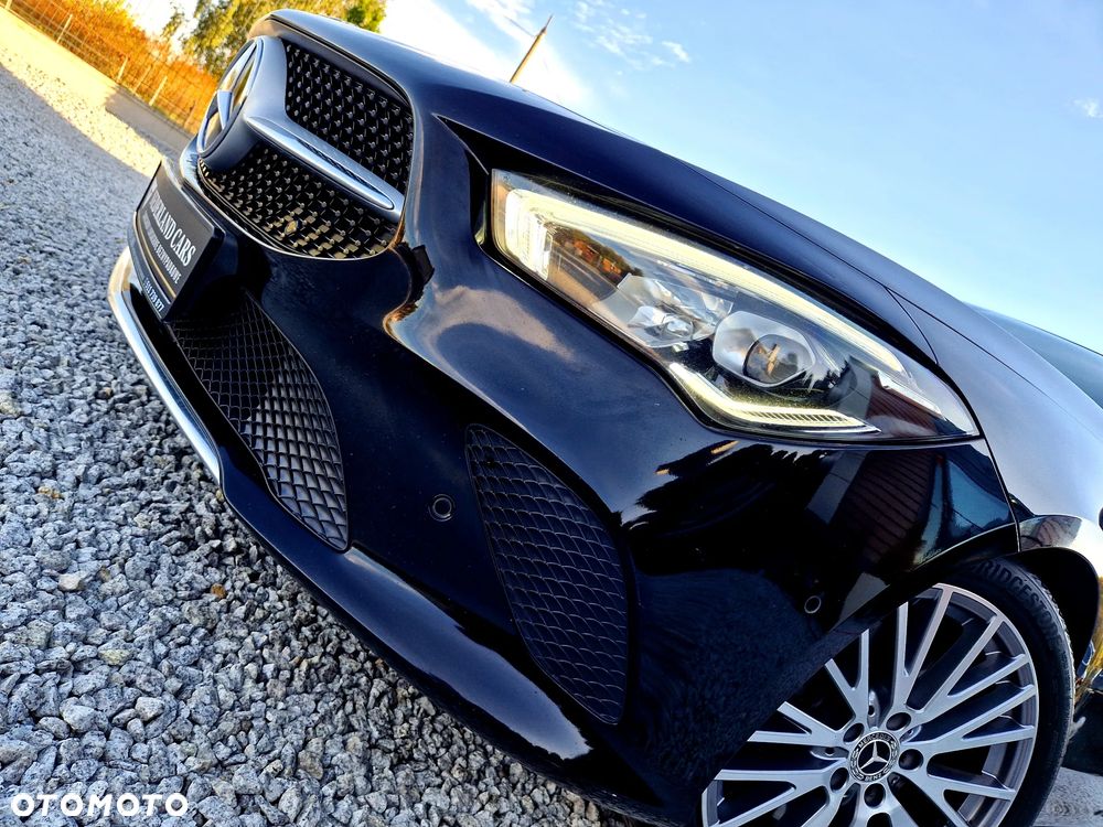 Mercedes-Benz CLA 220 d 8G-DCT - 38
