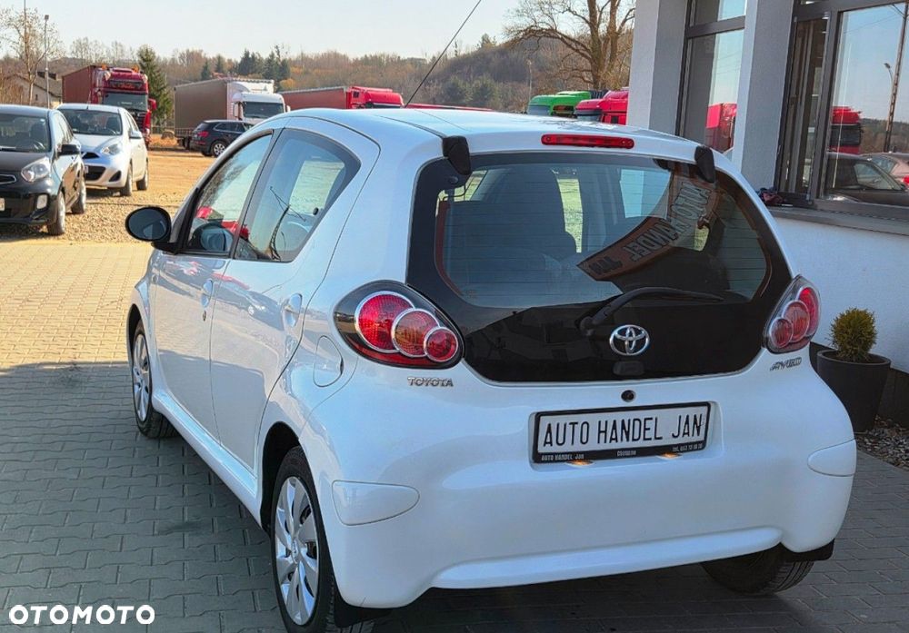 Toyota Aygo - 5