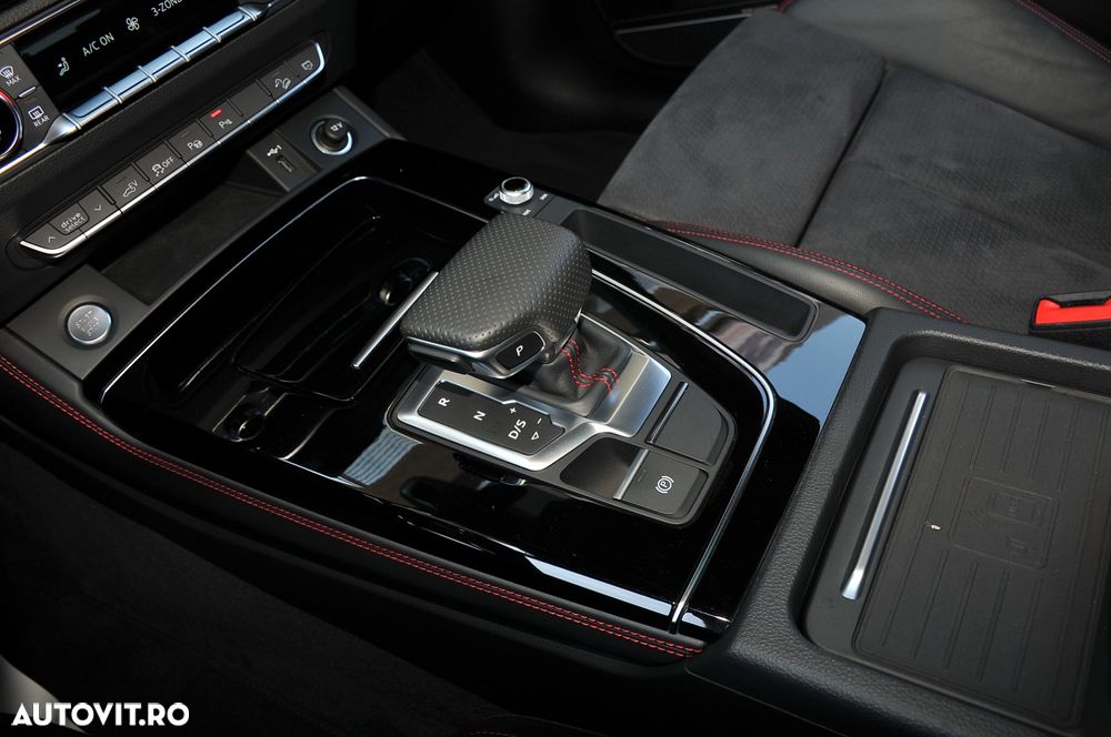 Audi Q5 55 TFSI e quattro S tronic PHEV S Line - 14