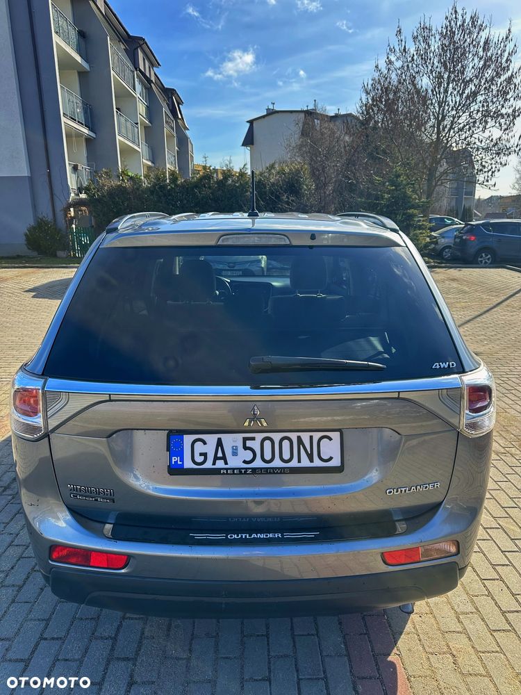 Mitsubishi Outlander 2.0 Intense + CVT - 6