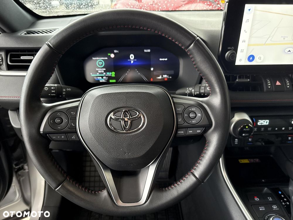 Toyota RAV4 - 16