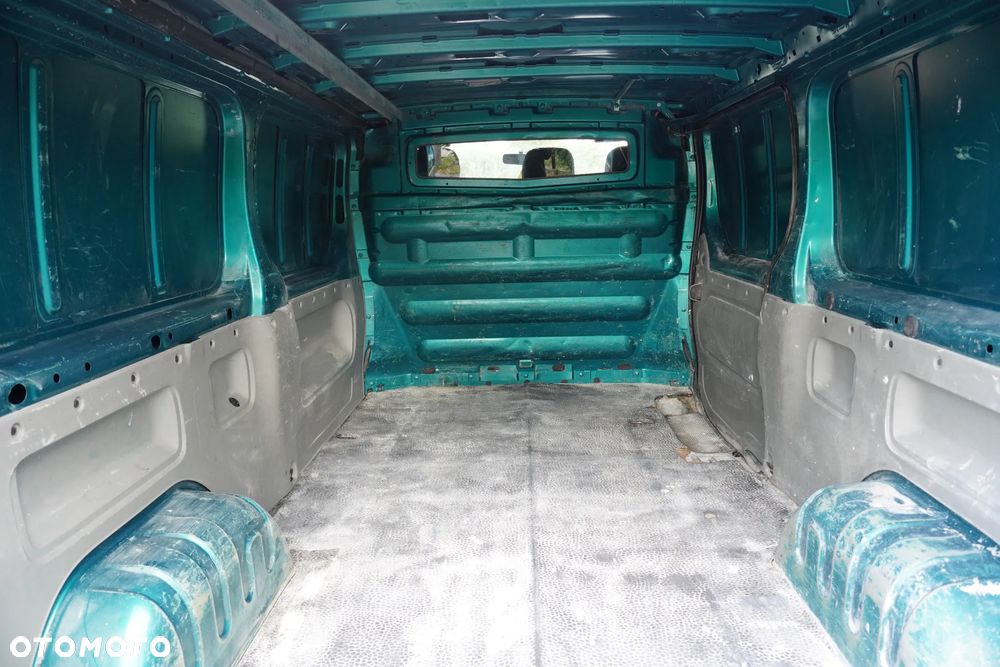 Renault TRAFIC - 23