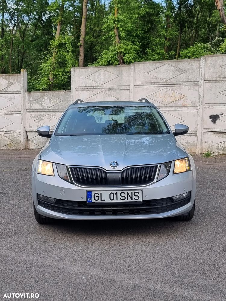 Skoda Octavia 2.0 TDI DSG Tour - 1