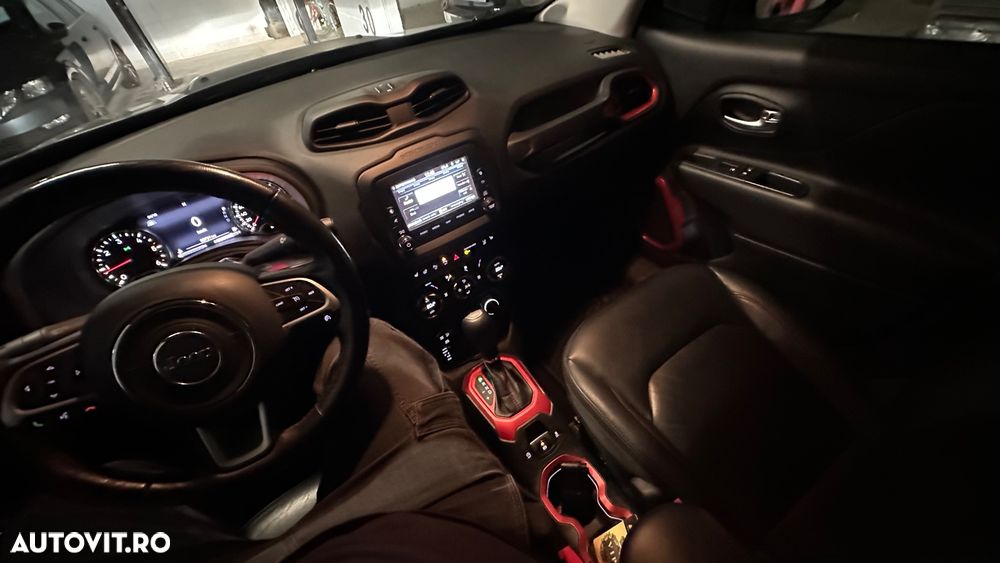 Jeep Renegade 2.0 M-Jet 4x4 AT Trailhawk - 9