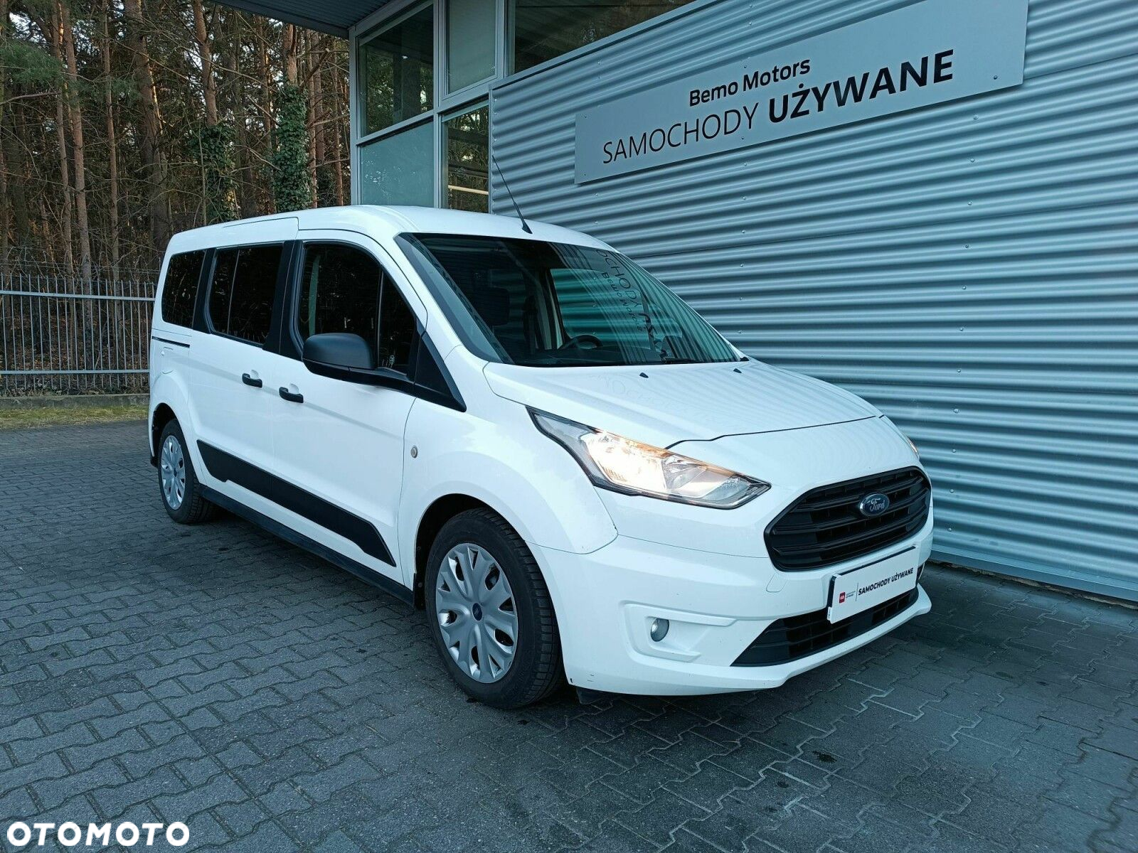 Ford Transit Connect - 8