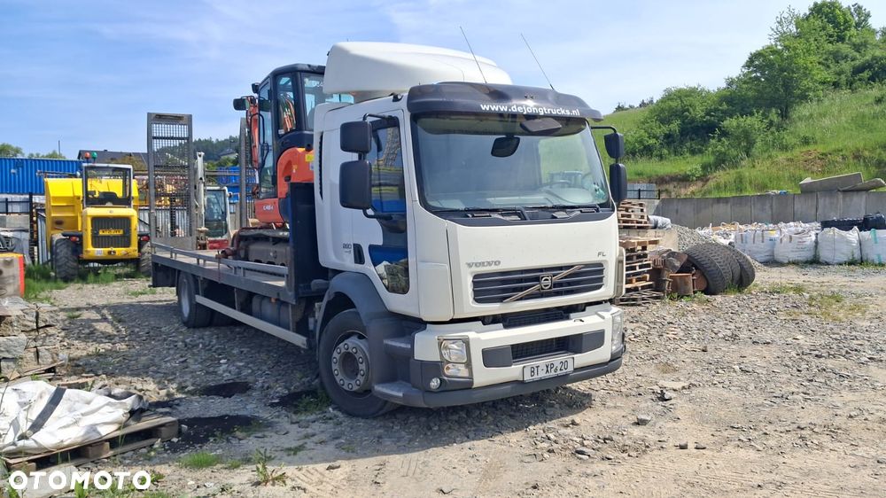 Volvo FL - 28
