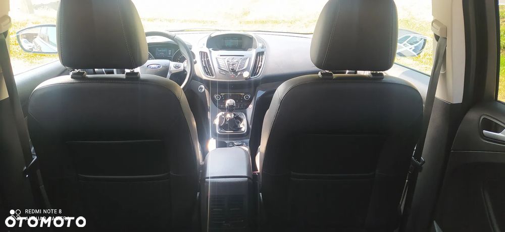 Ford Kuga 1.6 EcoBoost 2x4 Individual - 9