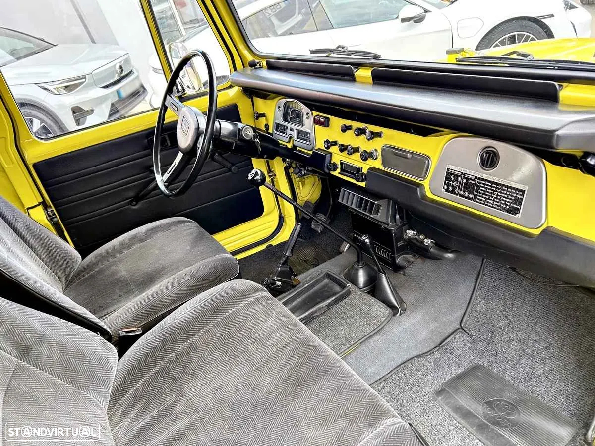 Toyota Land Cruiser - 31